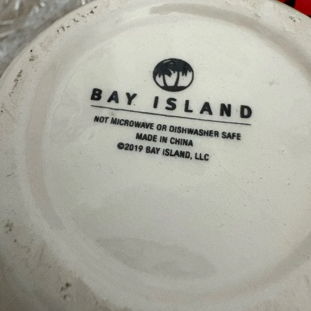 Bay island Winter/Holiday Snowman Mugs -set of 3  2 Green 1 Red hot cocoa coffee
